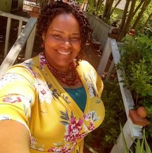 Meet your Posher, Lashondra